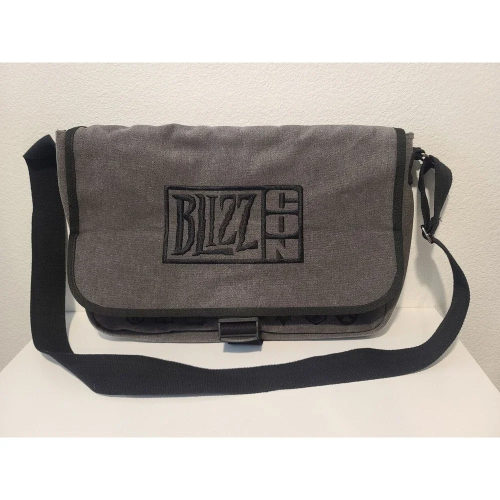 Blizzcon Exclusive 2015 Messenger Goody Swag Bag Satchel Embroidered Logo 18 in
